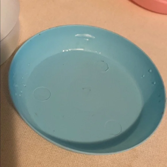 NWOT 10 Colorful Flower Pots with saucer - Picture 5 of 6